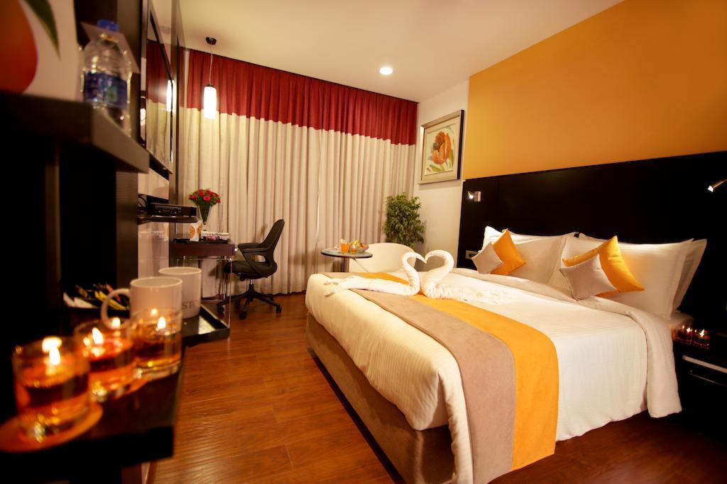 Astoria Hotels Madurai Extérieur photo